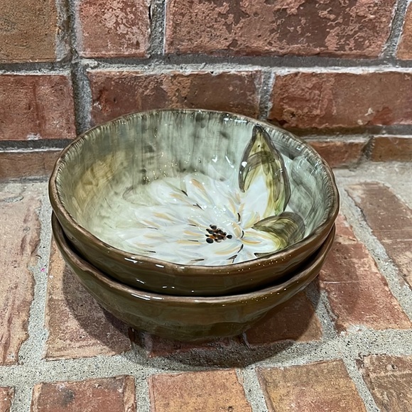 Tabletops Gallery Waterloo Hand Painted Soup/Cereal Bowls Set of 2 - Picture 1 of 5